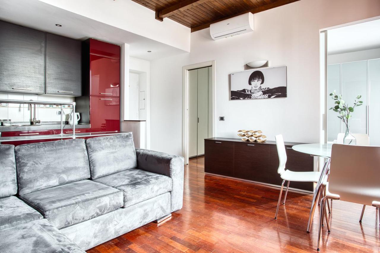 Joivy Charming Apartment In The Heart Of Isola District Milano Eksteriør billede